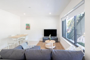 Bay Harbor Unit 3 Lovely 2 Bed 1 Bath Apartment